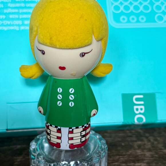 Harajuku Lovers Collectible 3 Perfume Bottles Empty in great condition - Picture 5 of 16